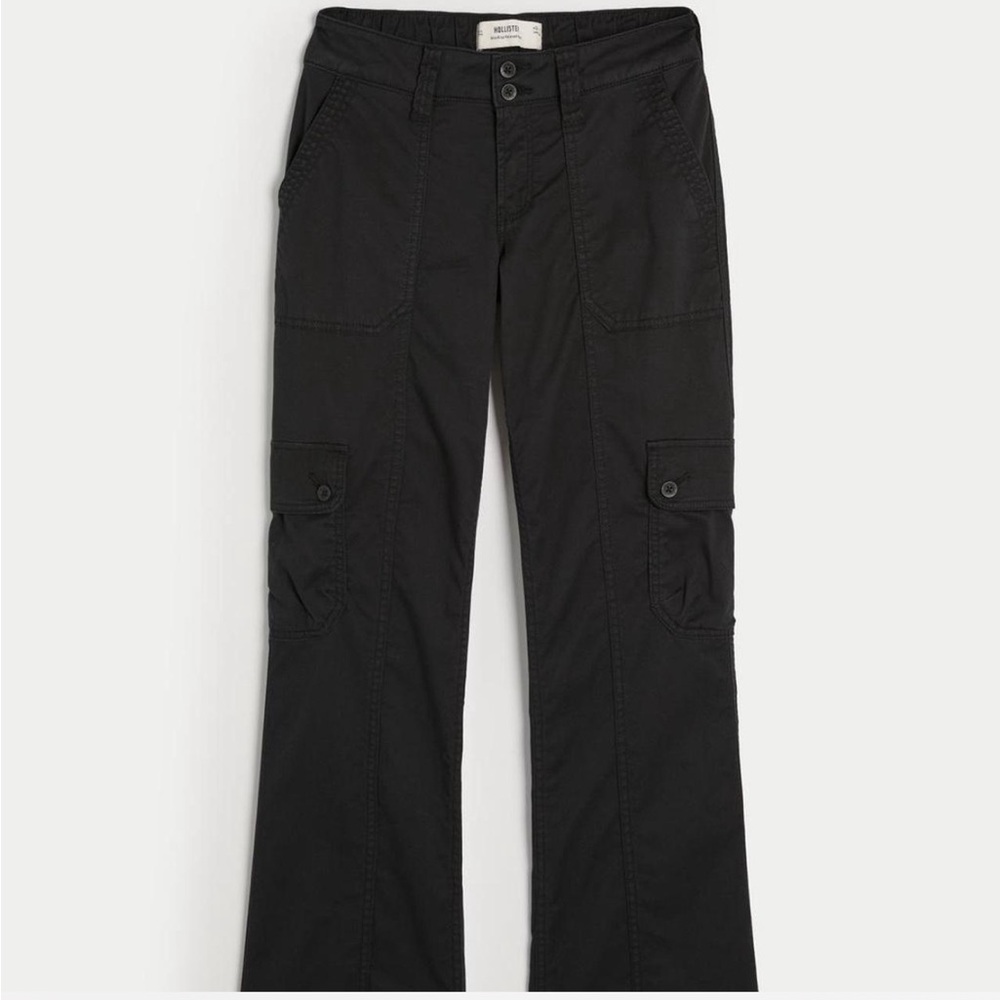 Hollister Black Mid-Rise Relaxed Boot cargo pants